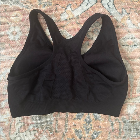 🌿🦋 WANAYOU Women's Seamless Sports Bra 3-Pack - Black, Beige, and White - Picture 12 of 16